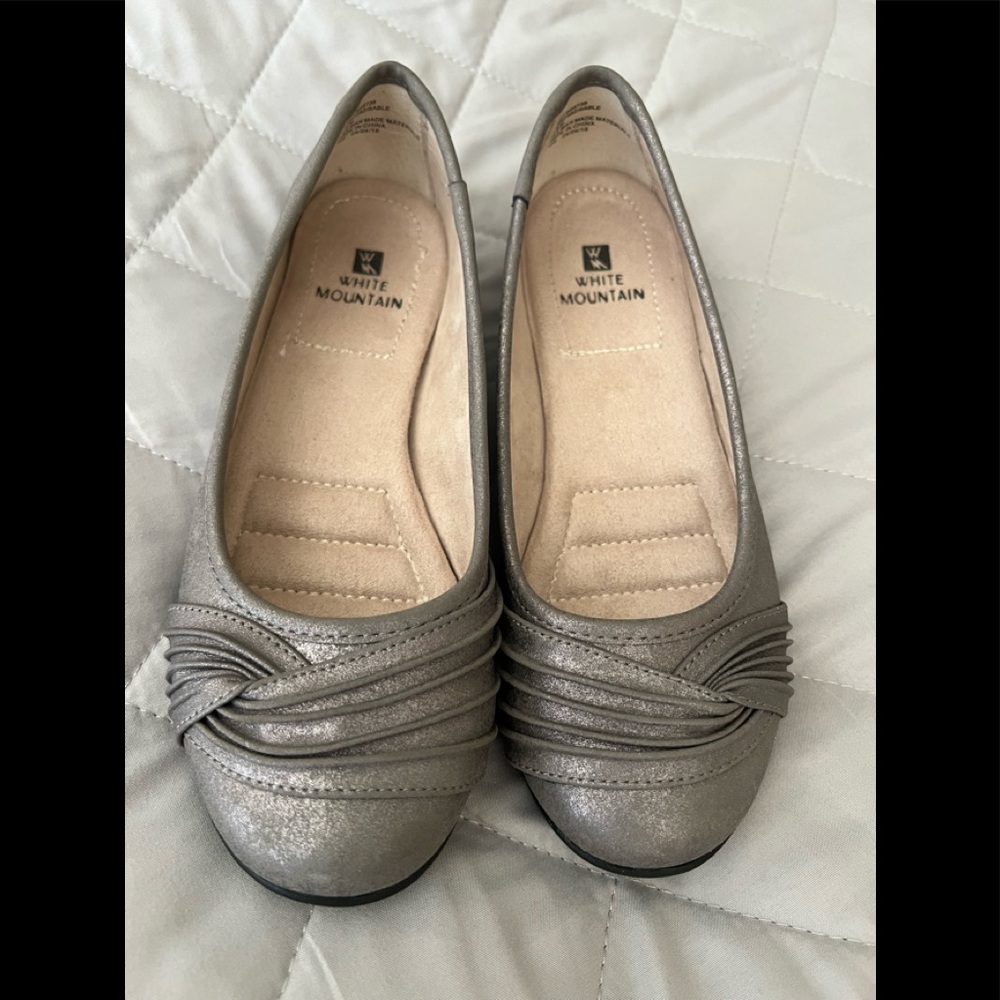 White Mountain Comfort Flats